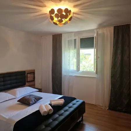 Luxury Modern With Garden Near Old Town * Zadar
