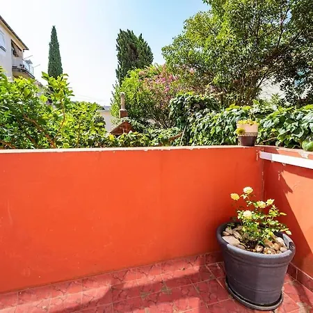 Luxury Modern With Garden Near Old Town Zara